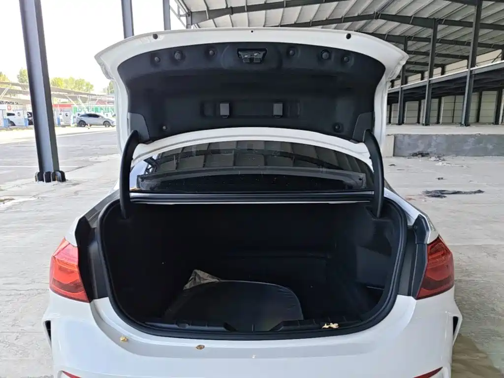 BMW 1 Series — миниатюра 19