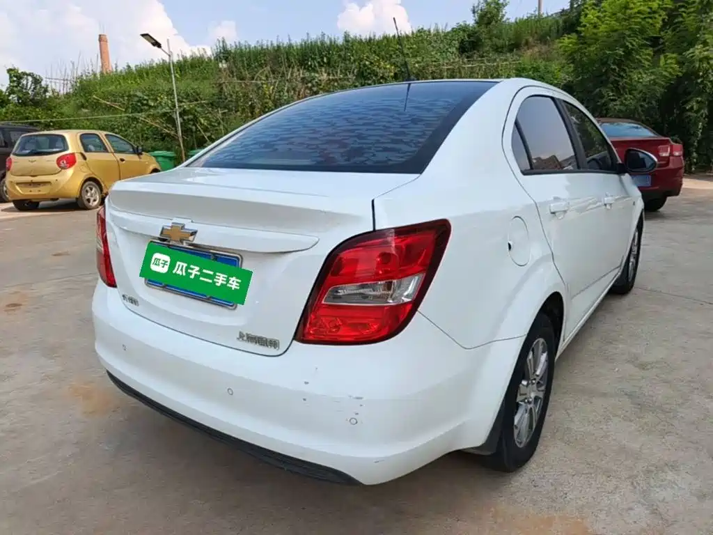 Chevrolet Aveo — миниатюра 7