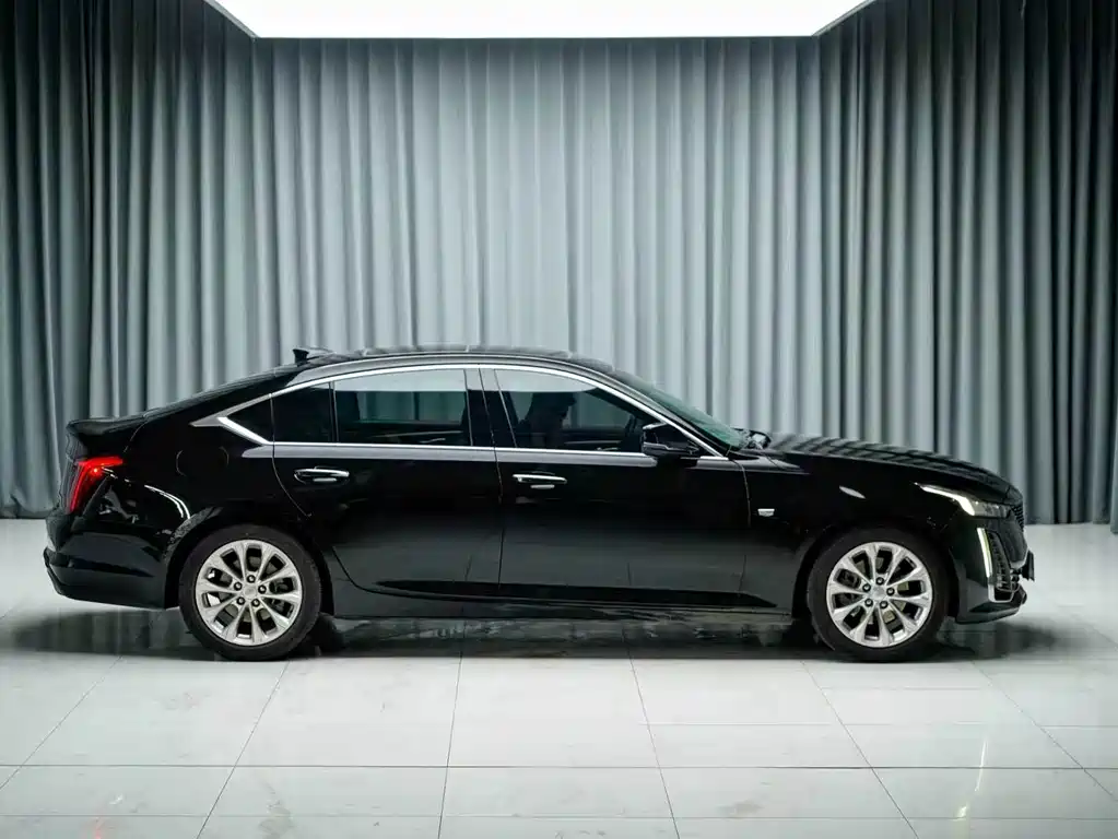 Cadillac CT5 — миниатюра 4