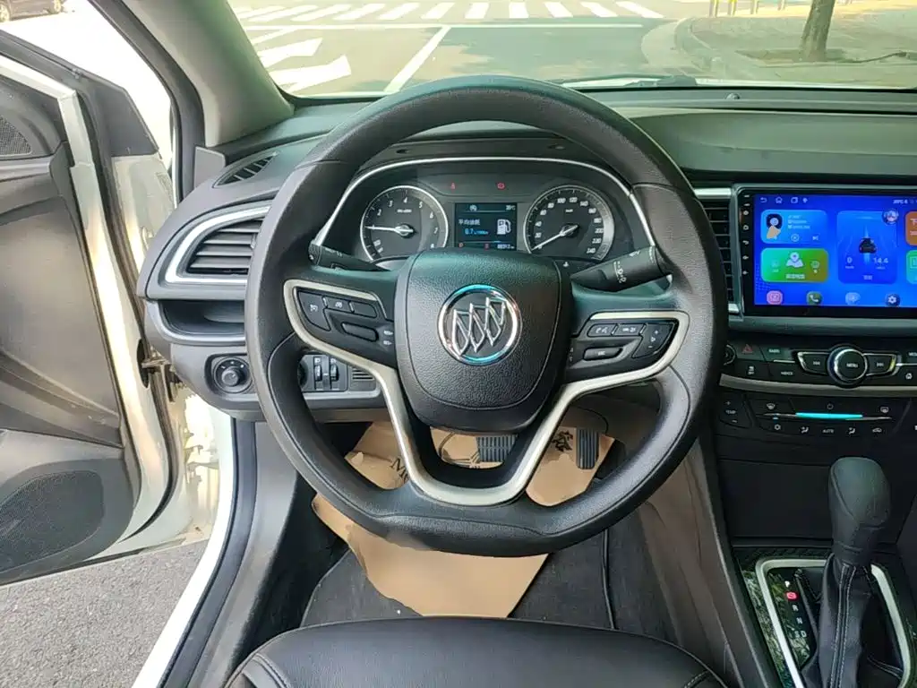 Buick Excelle — миниатюра 11