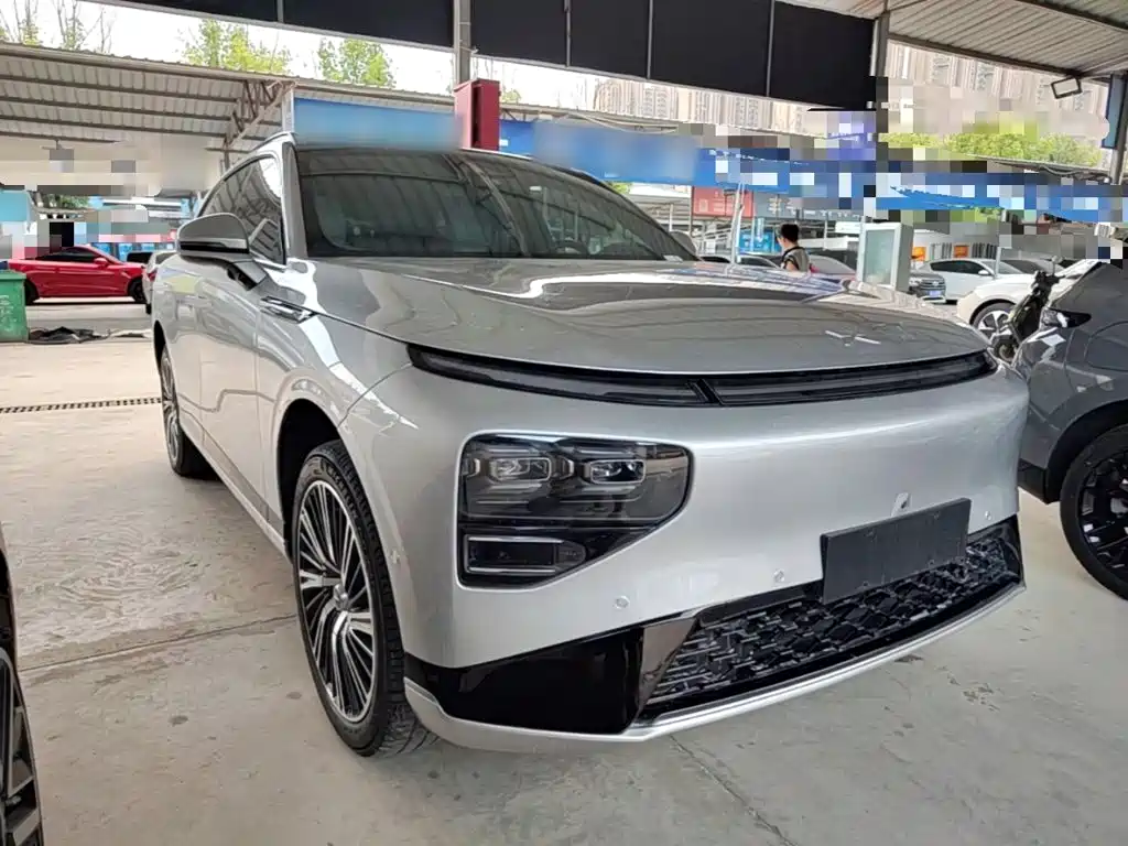 XPeng G9 — миниатюра 4