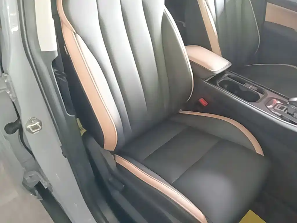 Geely Haoyue PRO — миниатюра 25