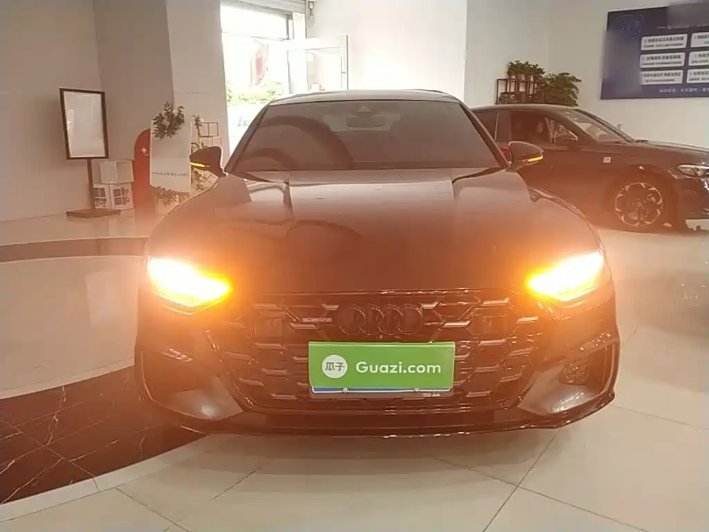 Audi A7L — миниатюра 3