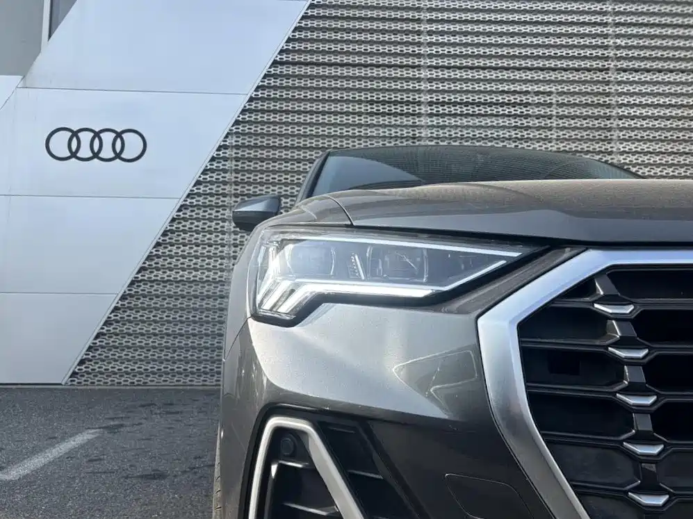 Audi Q3 — миниатюра 12