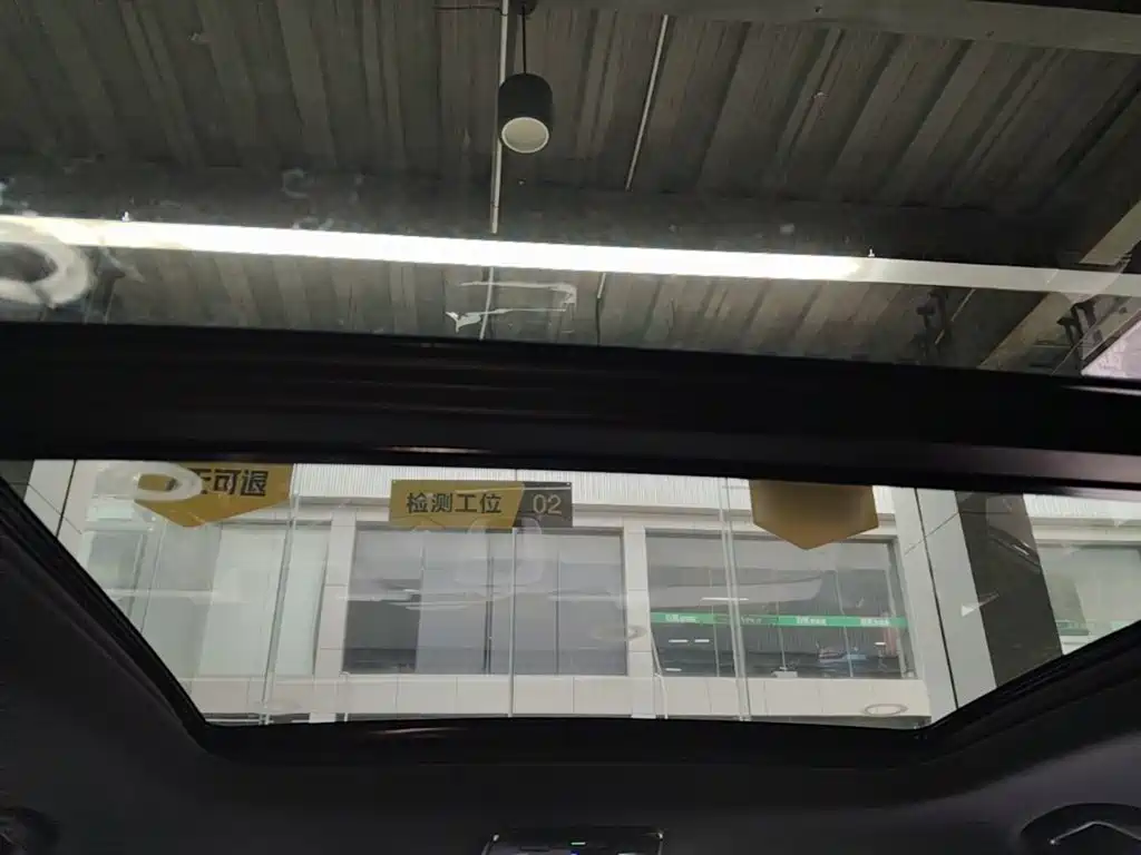 NIO ES8 — миниатюра 18