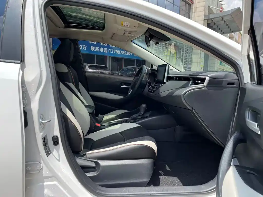 Toyota Corolla — миниатюра 11