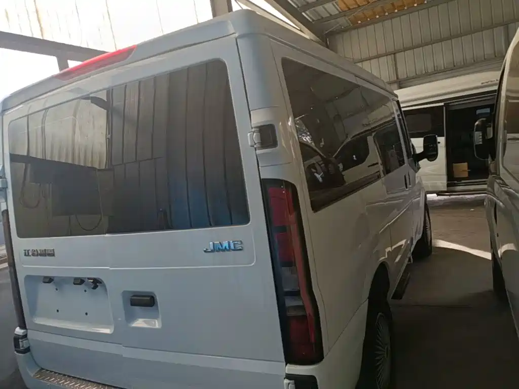 JMC JMC Fushun — миниатюра 7