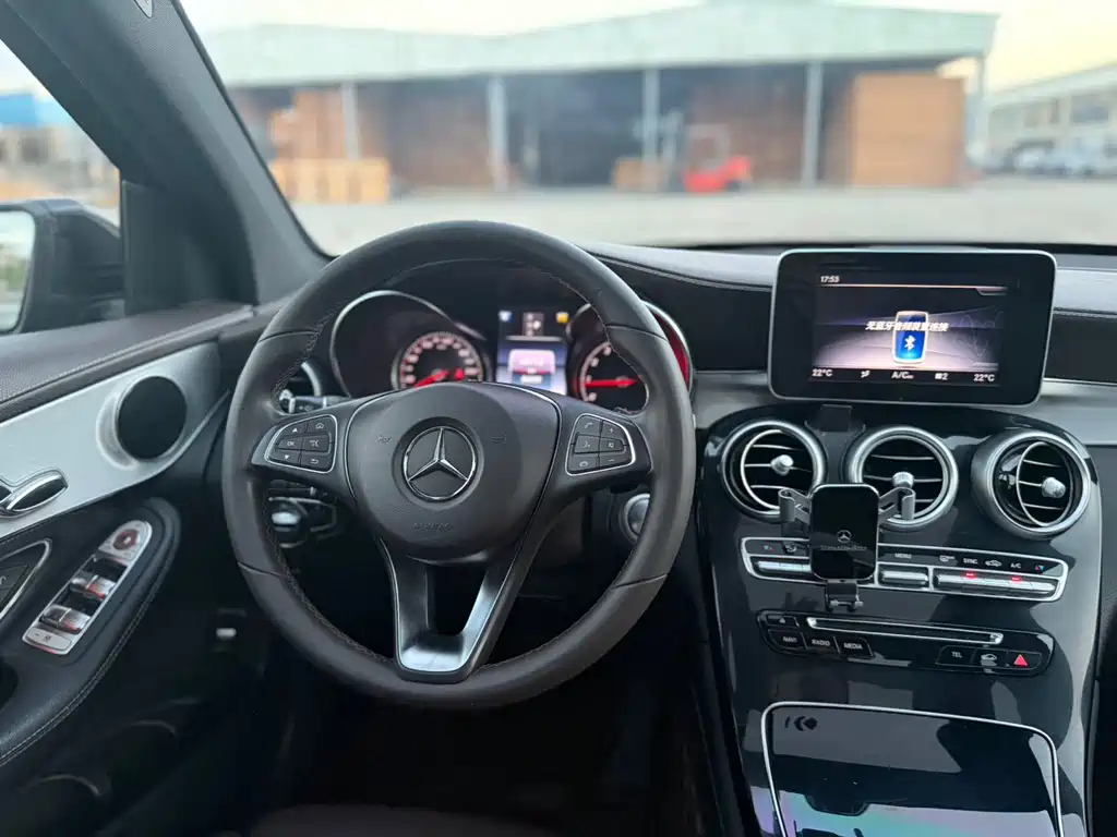Mercedes-Benz GLC — миниатюра 10