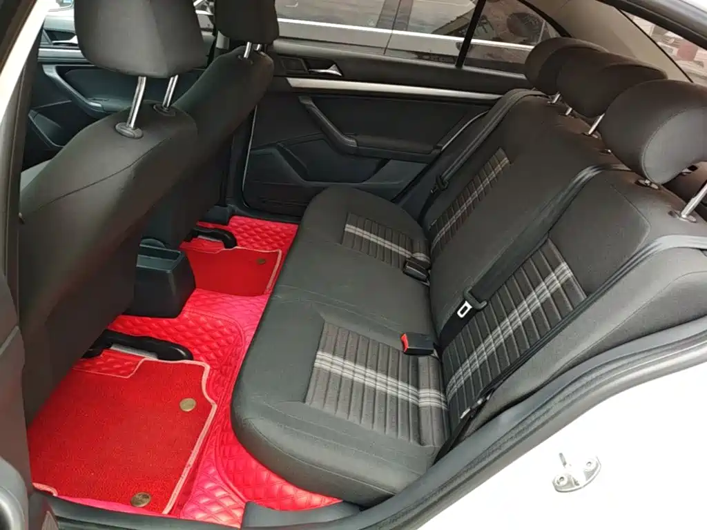 Volkswagen Lavida — миниатюра 17