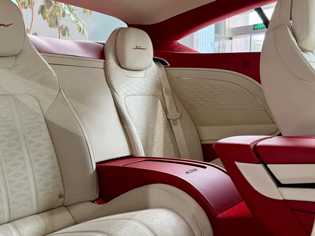 Bentley Continental PHEV — миниатюра 35