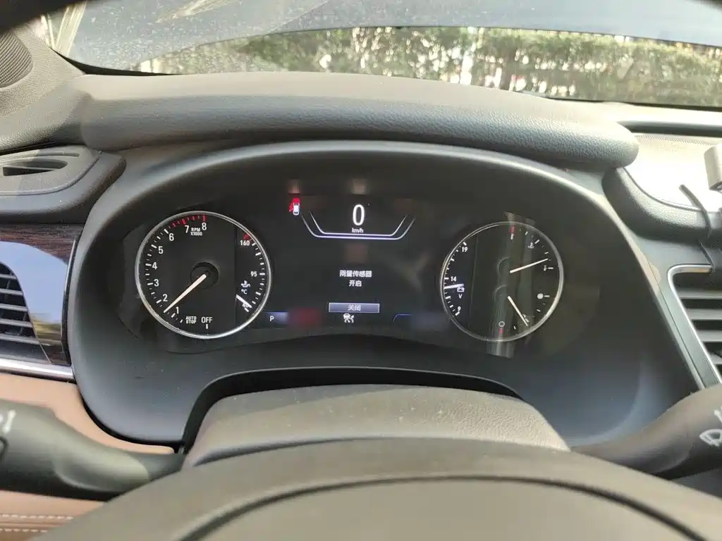 Buick LaCrosse — миниатюра 4