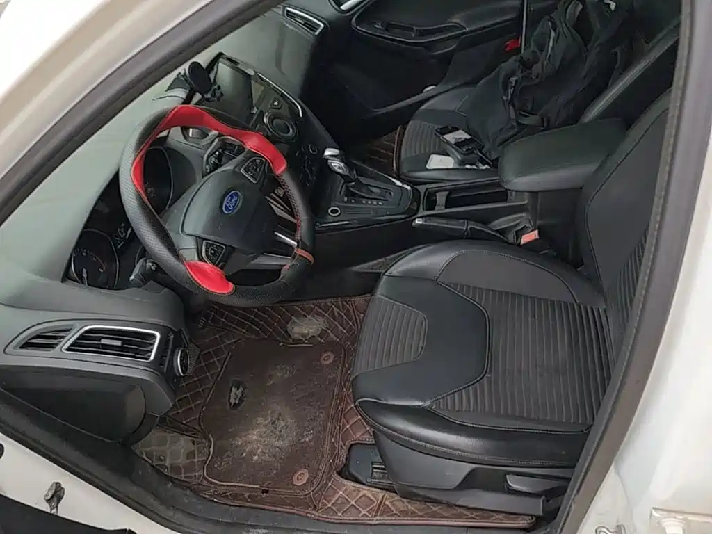 Ford Focus — миниатюра 15