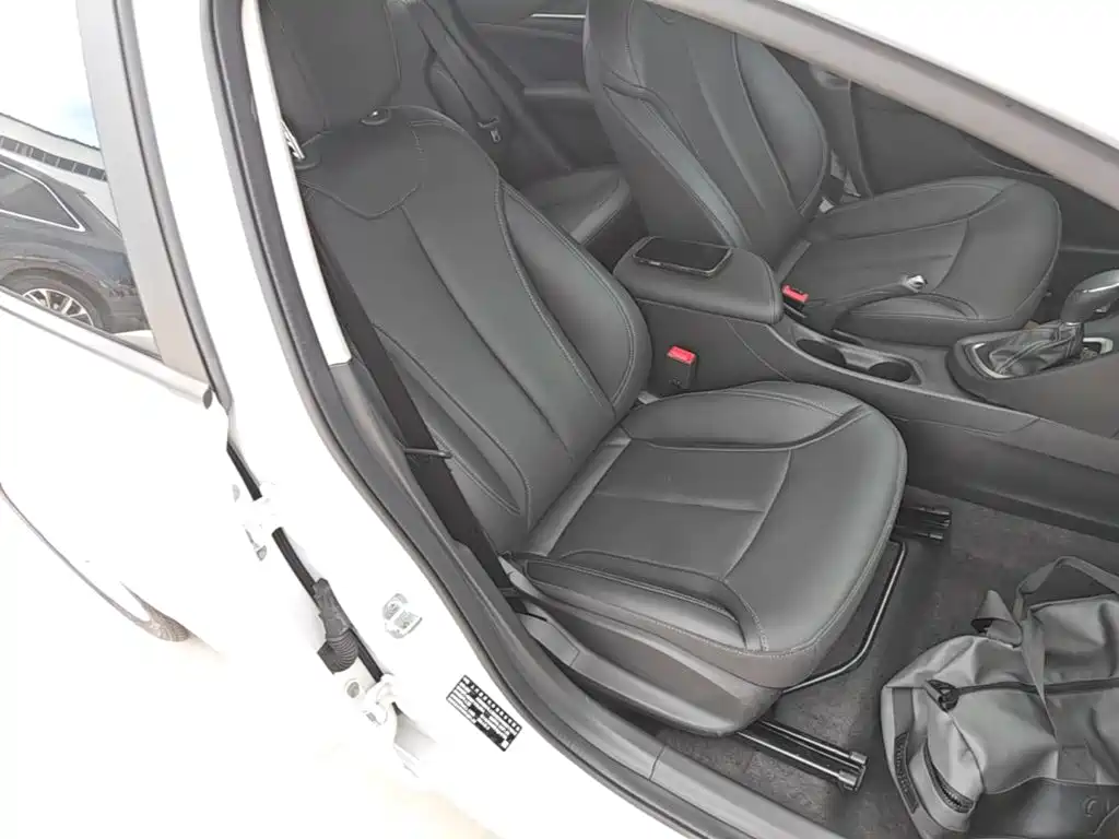 Buick Excelle — миниатюра 25