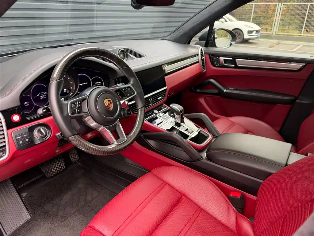 Porsche Cayenne Hybrid — миниатюра 15