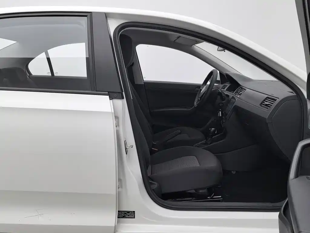 Volkswagen Santana — миниатюра 23