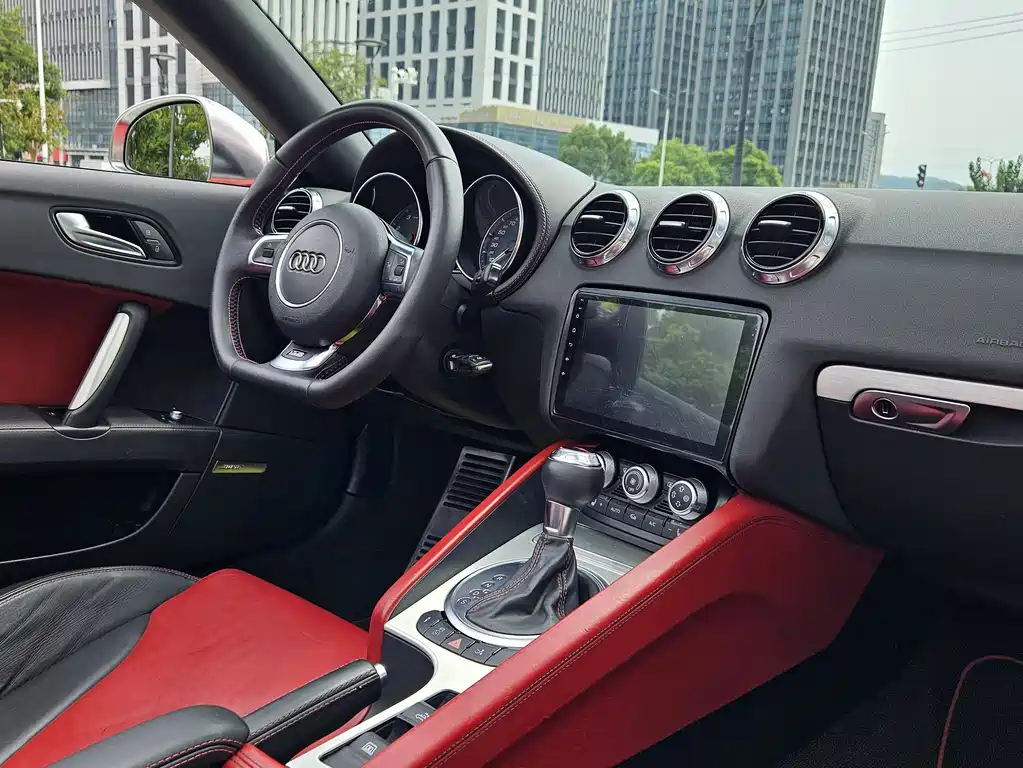 Audi TTS TTS Roadster 2.0TFSI quattro, фото 17