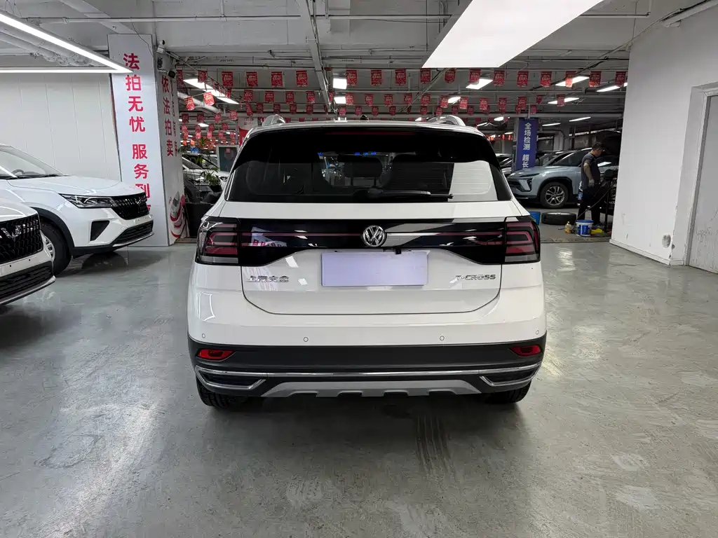 Volkswagen T-Cross — миниатюра 10