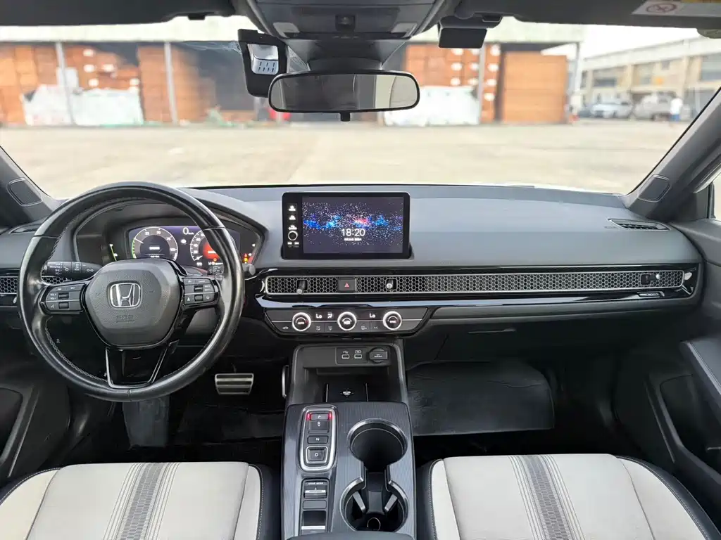 Honda Civic — миниатюра 9