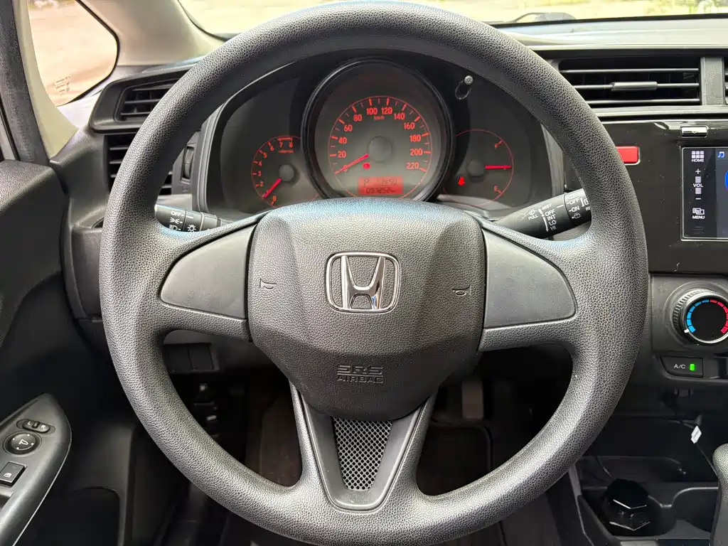 Honda Fit — миниатюра 11