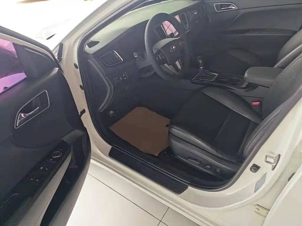 Hyundai Mistra — миниатюра 16