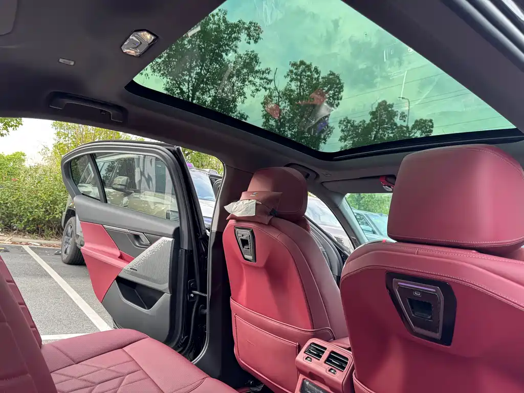 BMW 5 Series — миниатюра 18