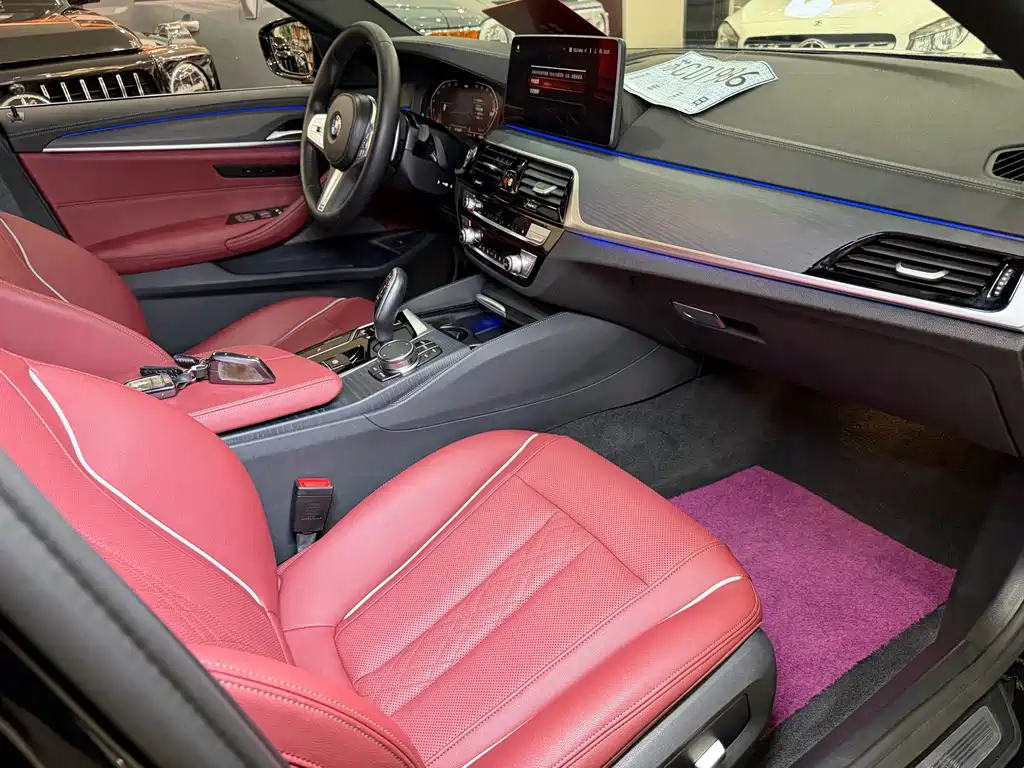 BMW 5 Series — миниатюра 12