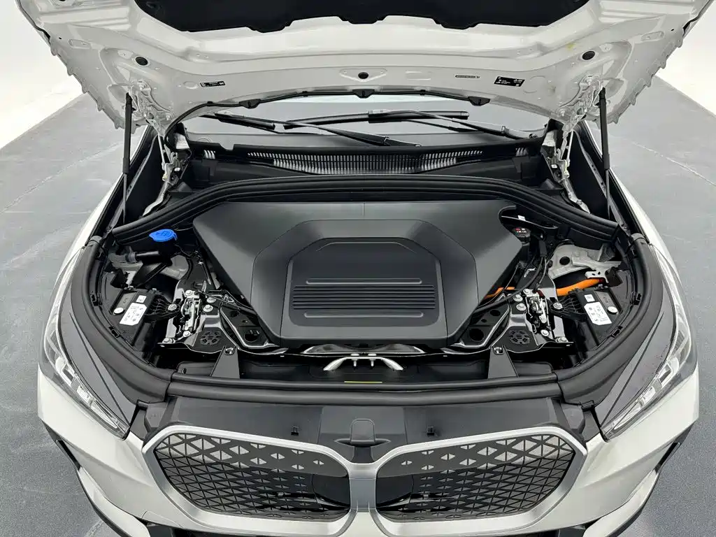 BMW iX1 — миниатюра 22