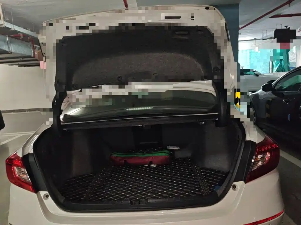 Honda Accord — миниатюра 10