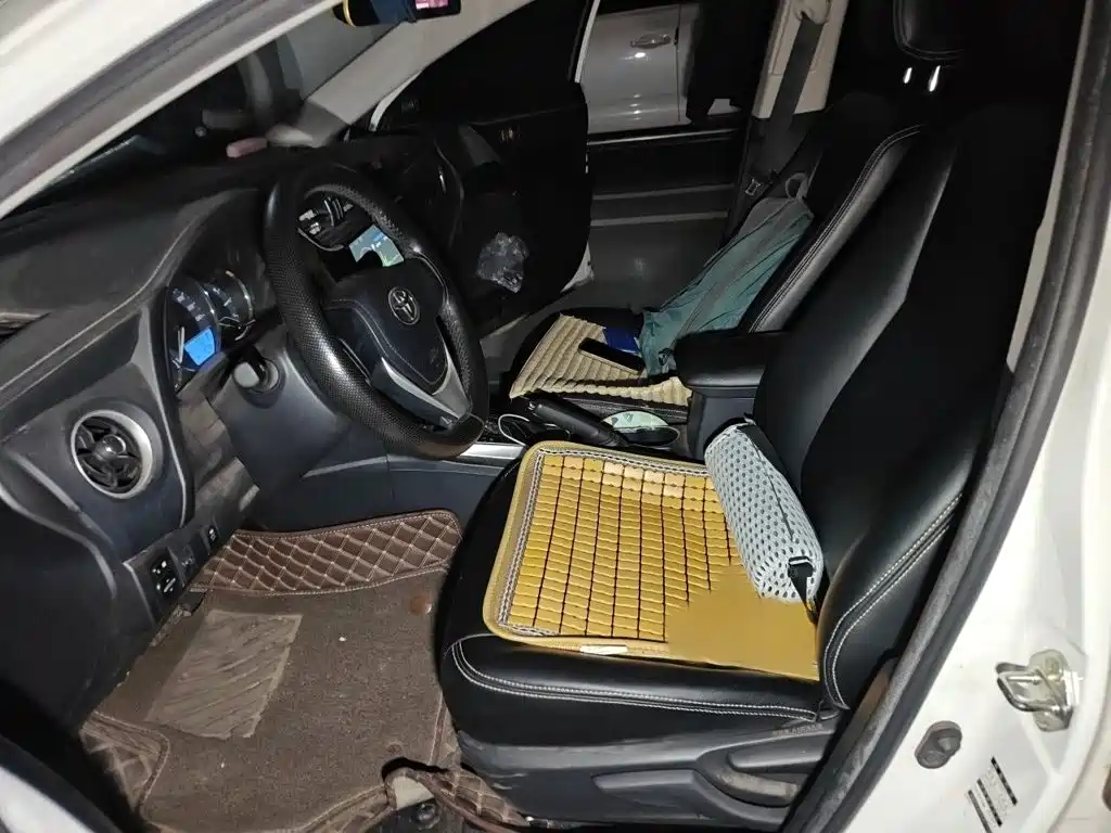 Toyota Corolla — миниатюра 8
