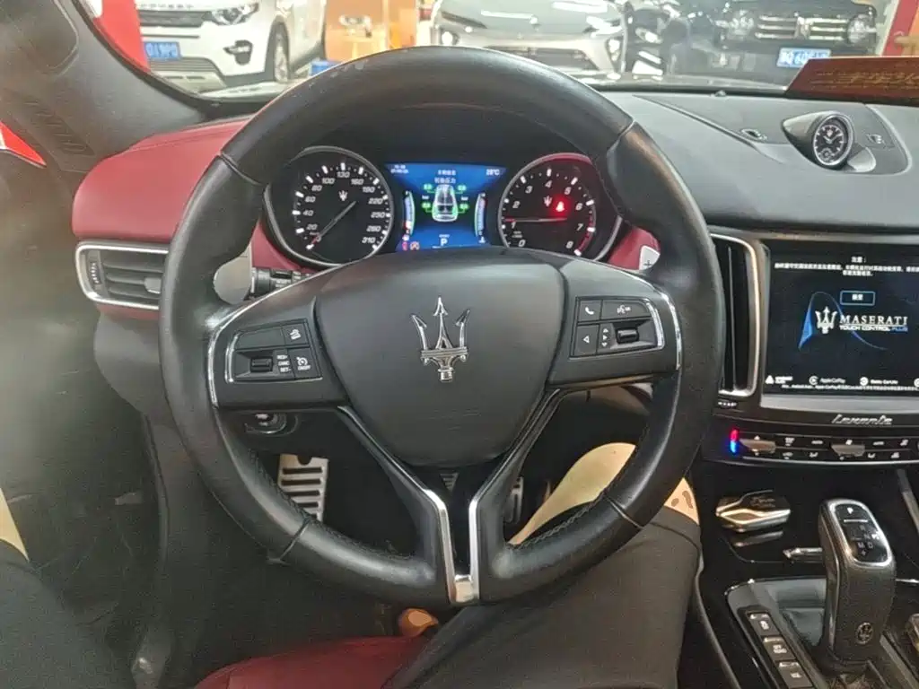Maserati Levante — миниатюра 11