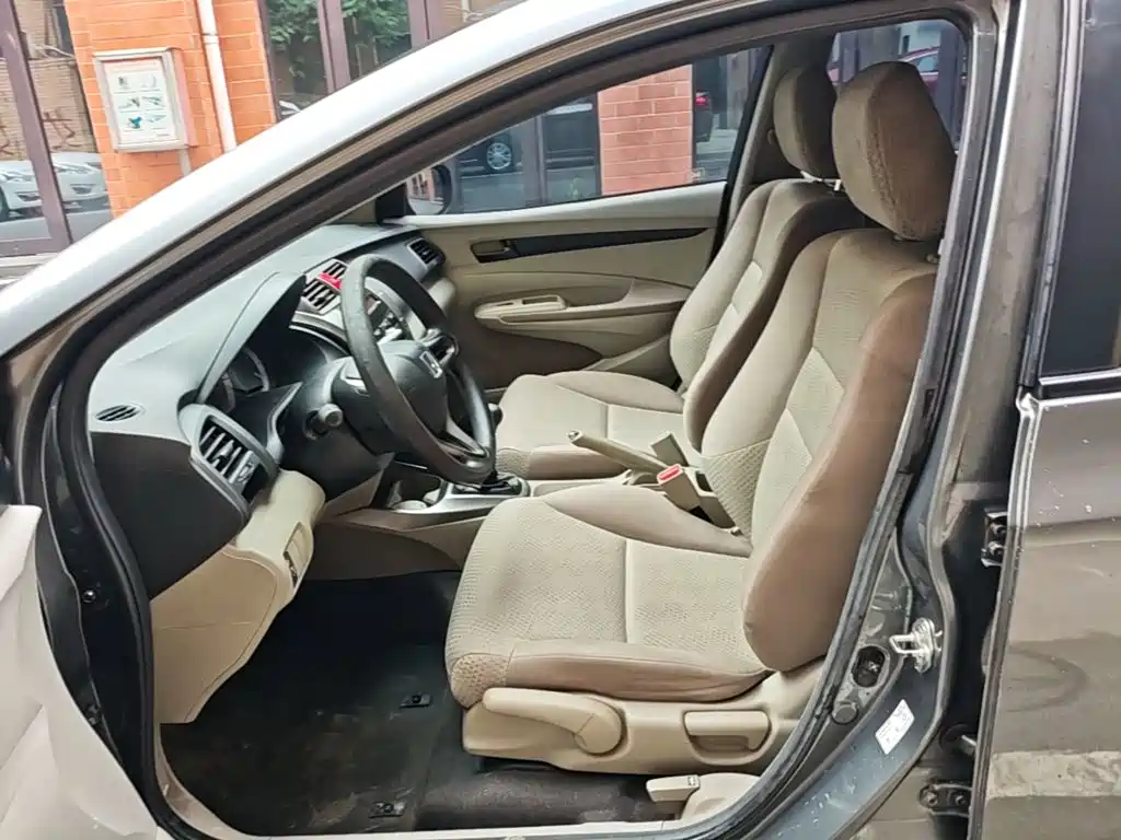 Honda City Classic — миниатюра 15