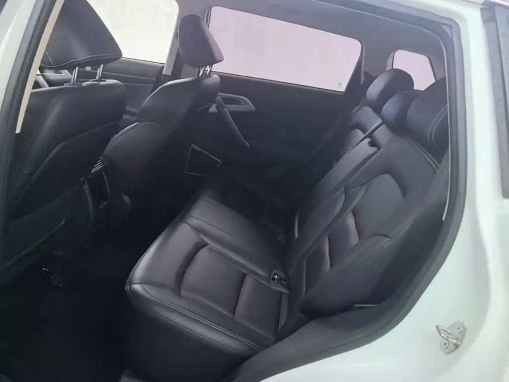 Geely Boyue — миниатюра 17