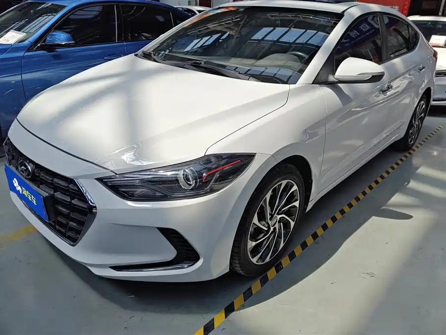 Hyundai Elantra 2020