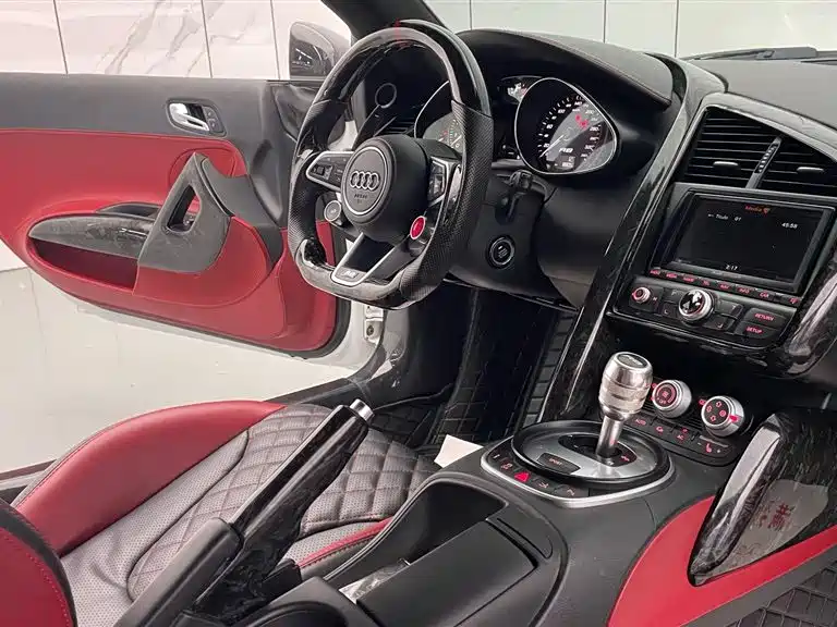 Audi R8 — миниатюра 18