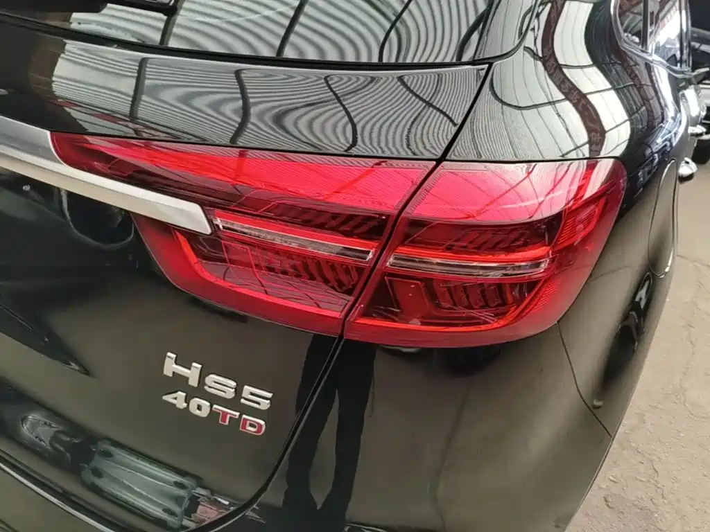 Hongqi Hongqi HS5 — миниатюра 8