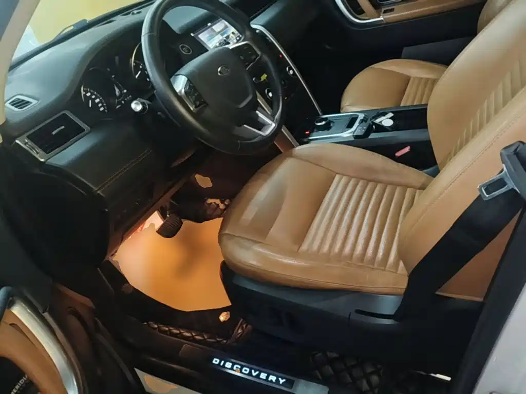 Land Rover Discovery Sport — миниатюра 15