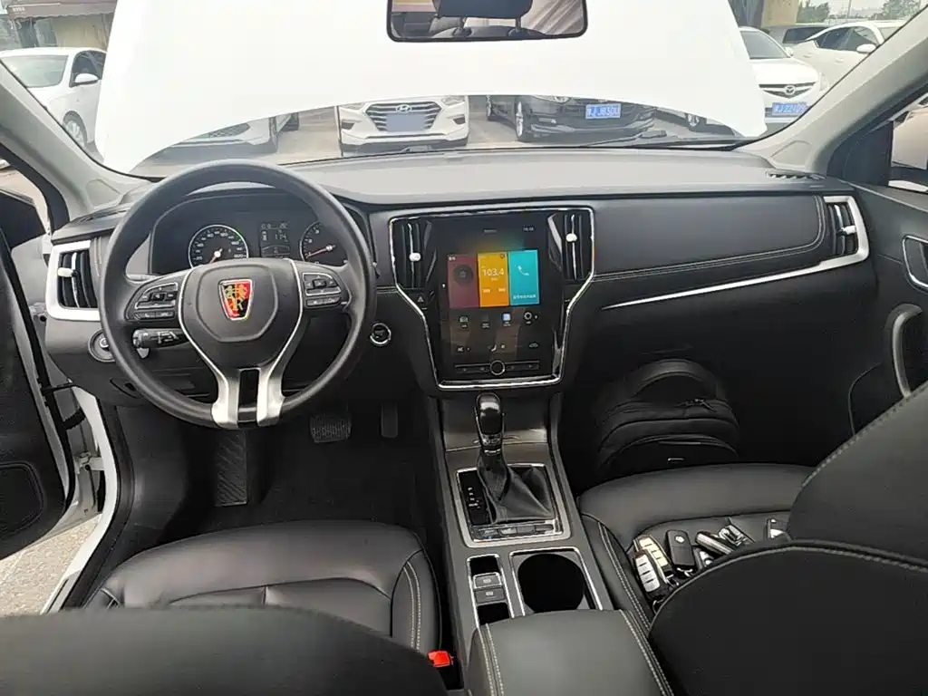 Roewe i6 Classic — миниатюра 10