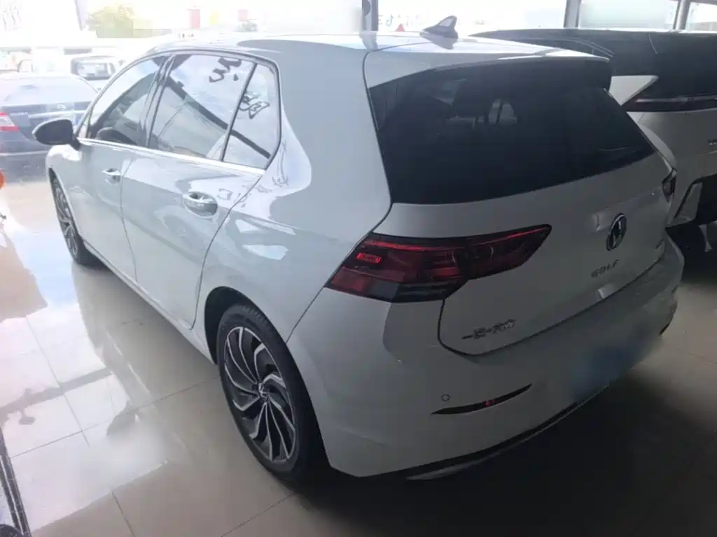 Volkswagen Golf — миниатюра 5