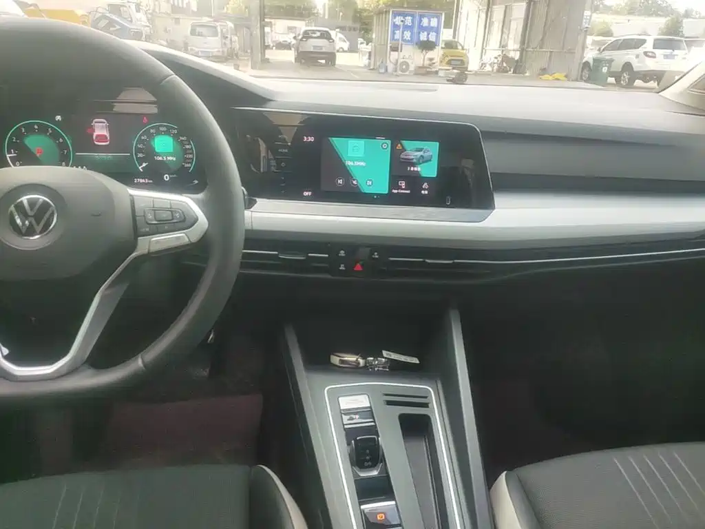 Volkswagen Golf — миниатюра 13