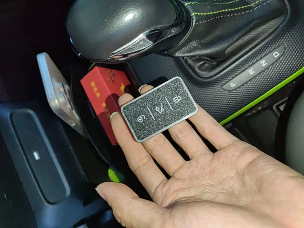 Roewe Clever — миниатюра 9
