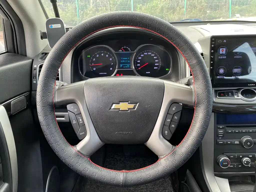 Chevrolet Captiva — миниатюра 10