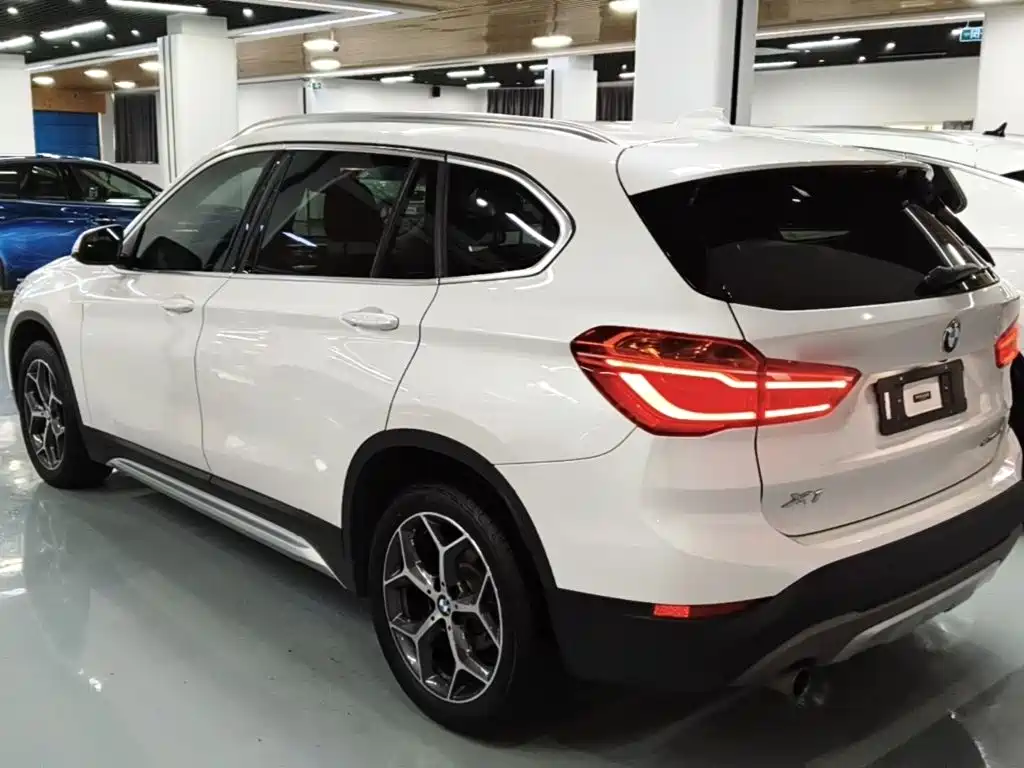 BMW X1 — миниатюра 5