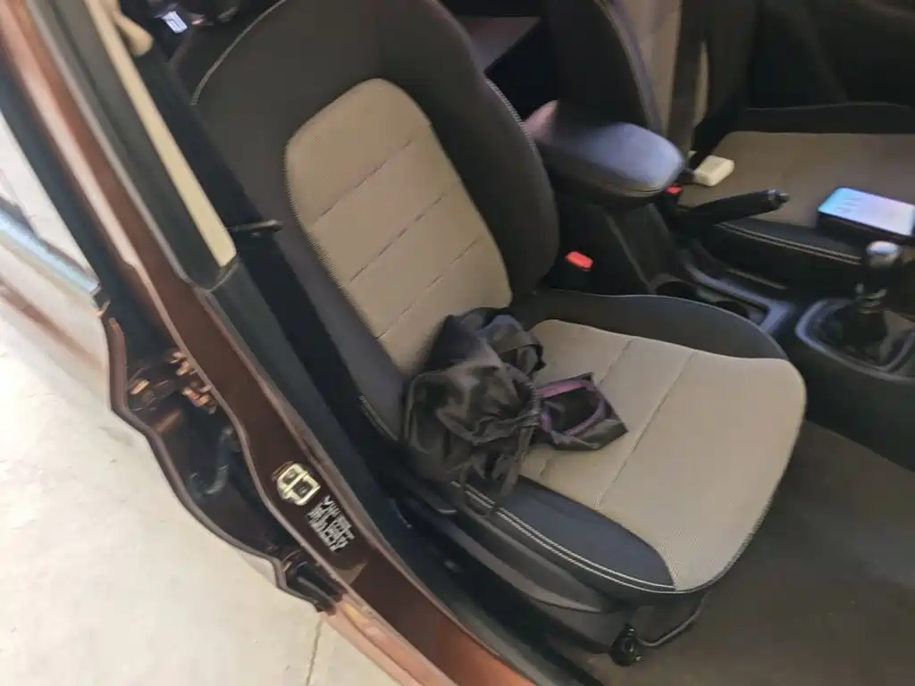 Wuling Hongguang — миниатюра 25