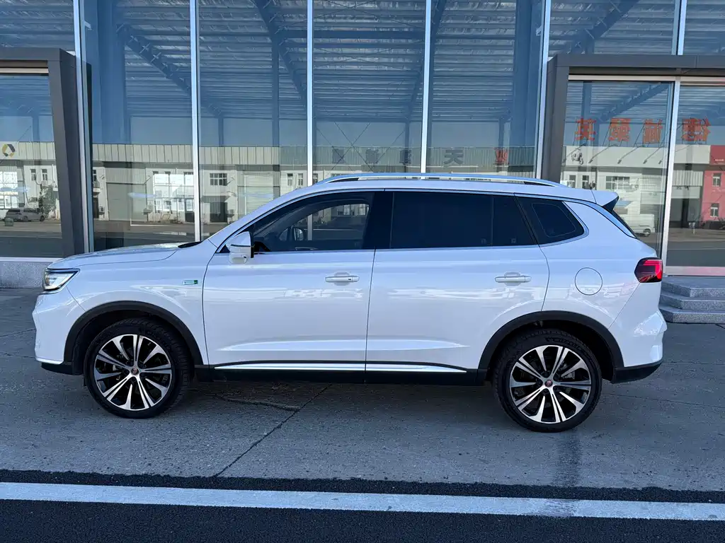 Roewe RX5 eMAX — миниатюра 4