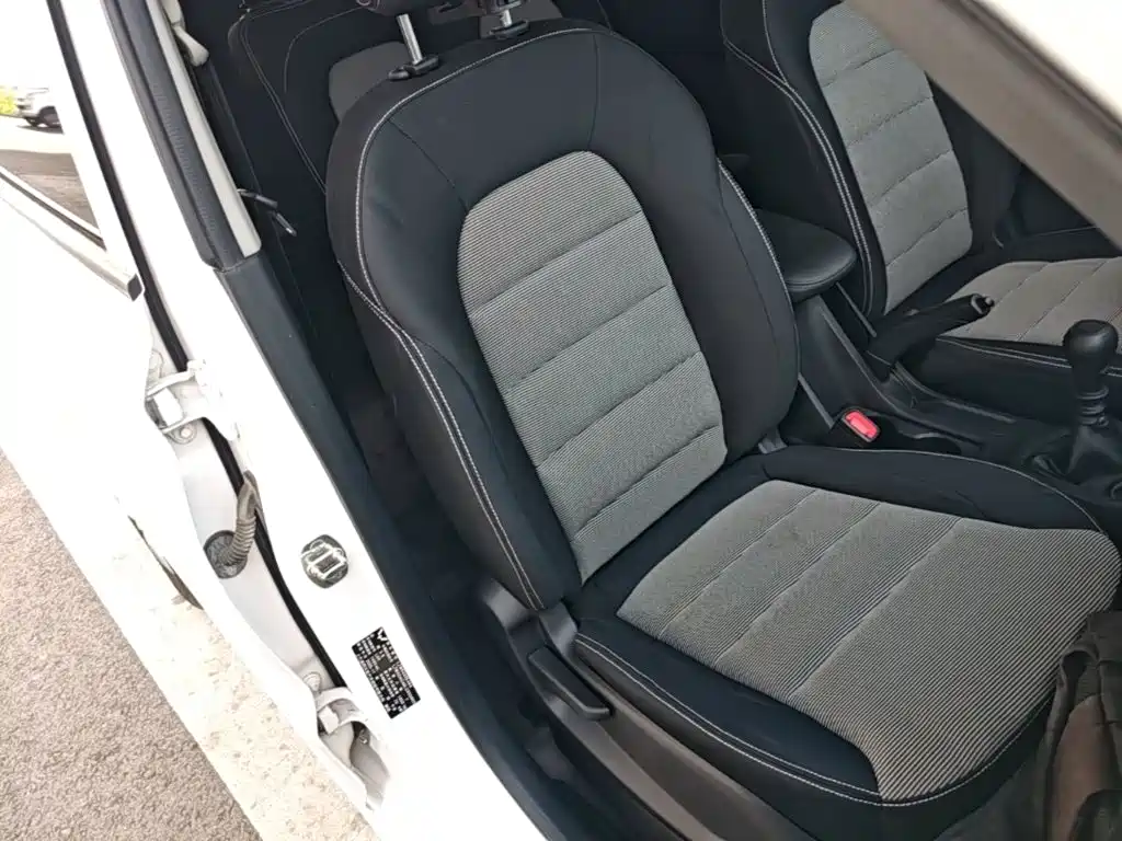 Wuling Hongguang — миниатюра 25