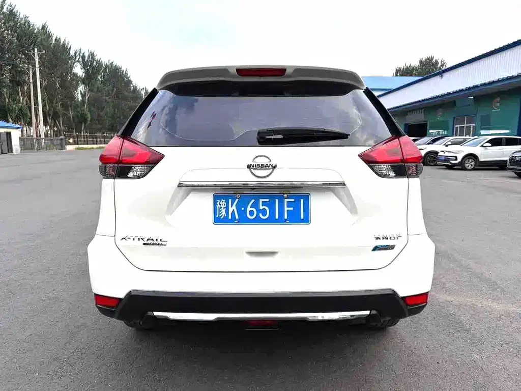 Nissan X-Trail — миниатюра 9