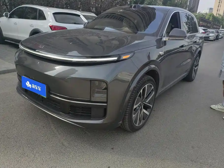 Li Auto Li L8