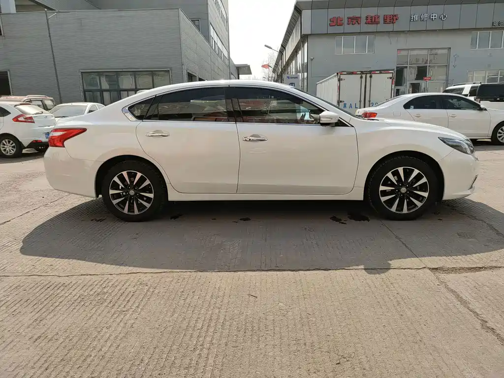 Nissan Teana — миниатюра 11
