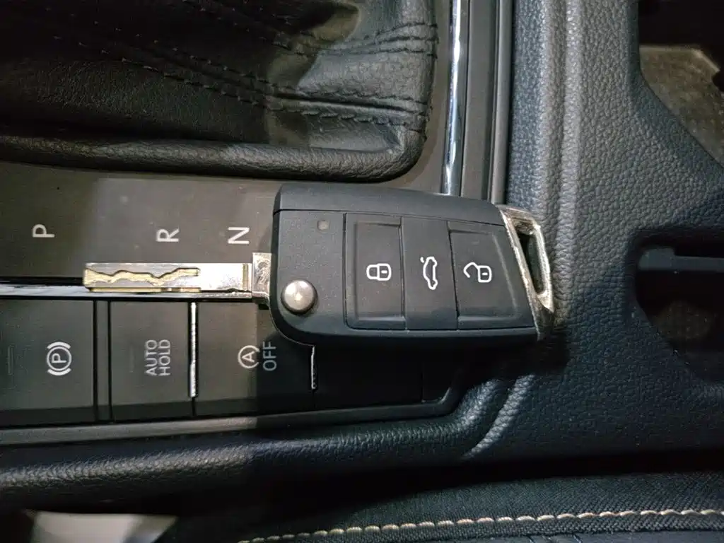 Volkswagen Lavida — миниатюра 9