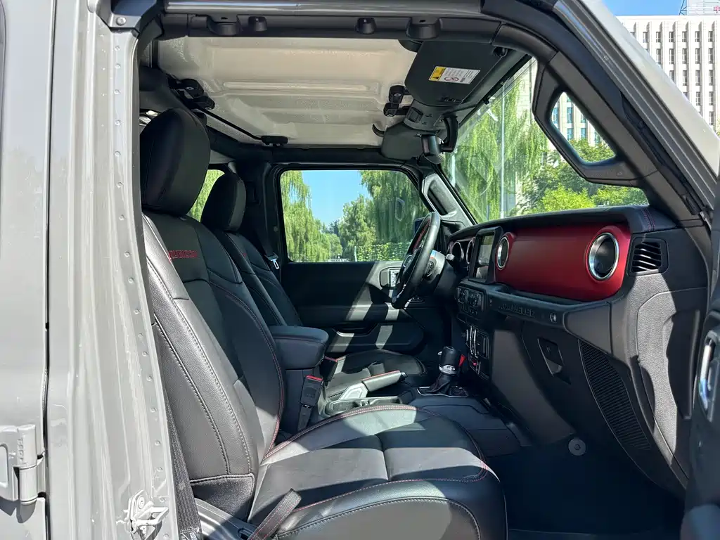 Jeep Wrangler — миниатюра 10